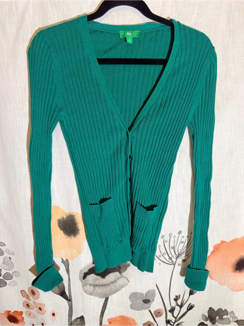 dip Emerald Ribbed V-Neck Button Cardigan - Picture 3 of 10